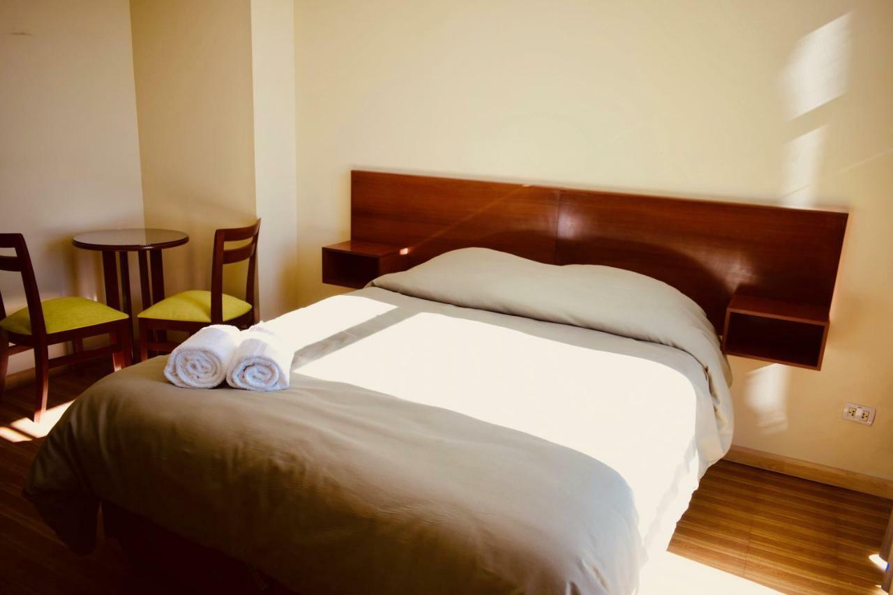 Almudena Suites Уюни Экстерьер фото